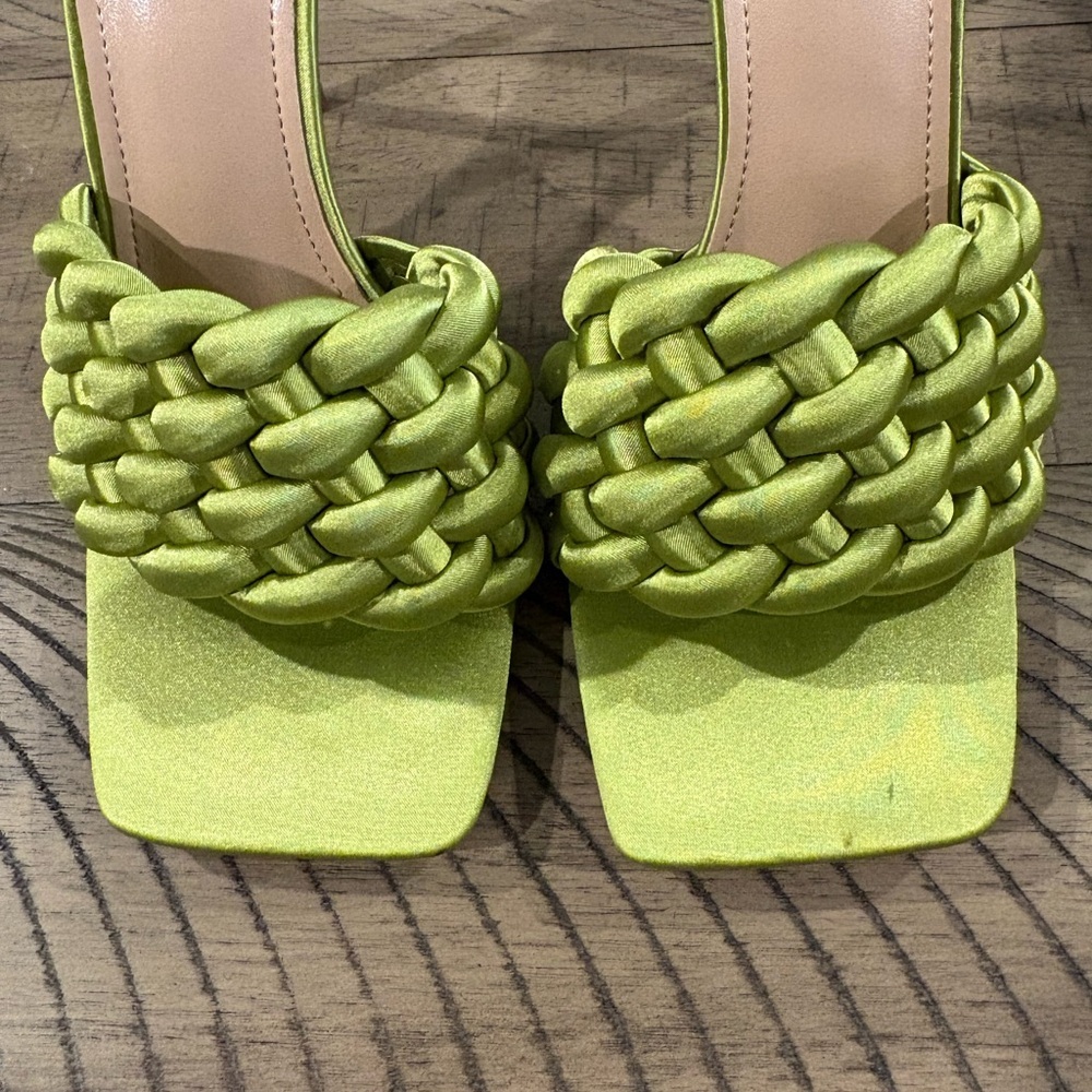 NEW Simmi London Brandy Bright Green Satin Woven Open Toe Slide On Mules Heels - Picture 6 of 10